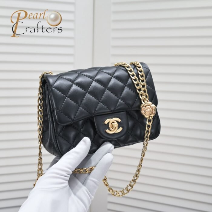 ⁦Chanel 23S Camellia Flower Adjustable Buckle Shoulder Bag Handbag⁩ - الصورة ⁦5⁩