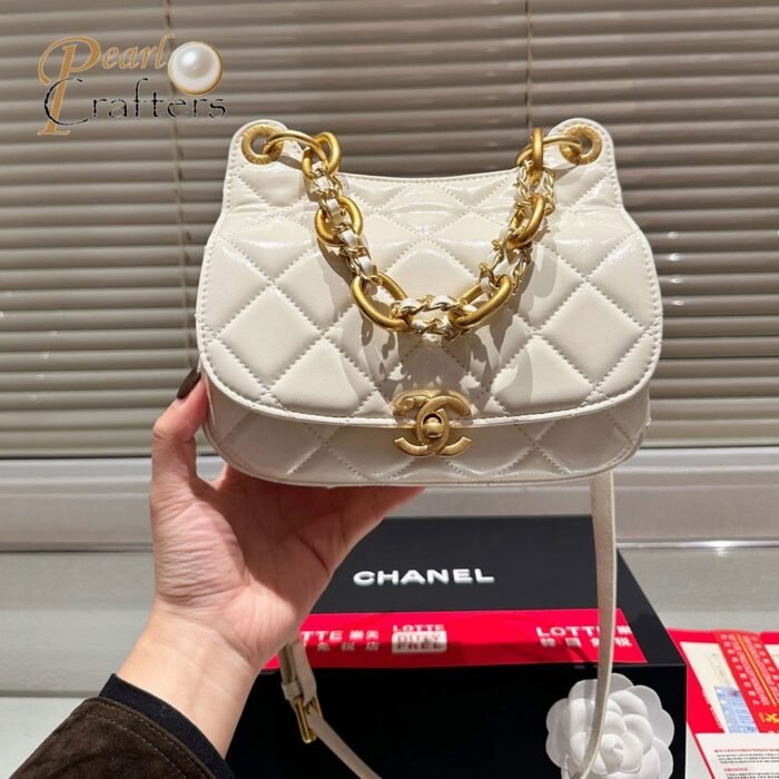 Chanel The Linge Chain Goes With Everything Retro Bag - Image 1