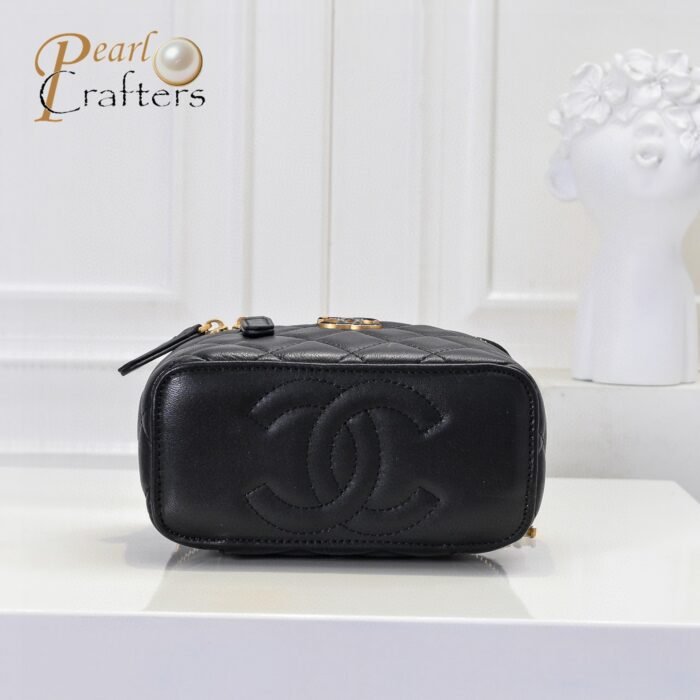 Chanel Handle Vanity Case with Mirror and Chain Black Shoulder Bag Handbag - Image 6