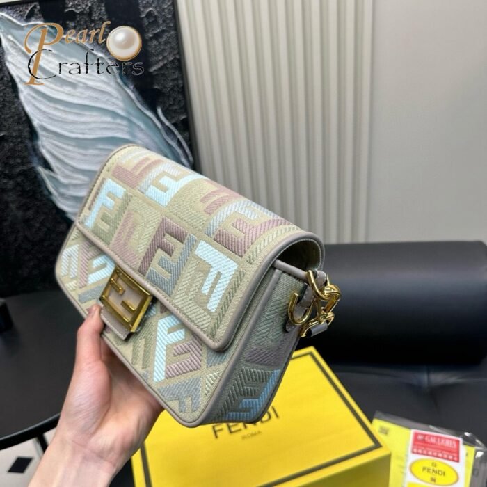 ⁦Fendi FF Logo Baguette Bag Shoulder Crossbody Tote Bag⁩ - الصورة ⁦5⁩