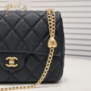 ⁦Chanel 23P Heart-Shaped Sardware Shoulder Bag Handbag⁩ - الصورة ⁦6⁩