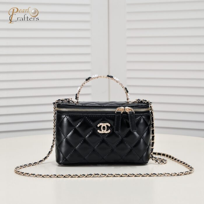 ⁦Chanel 23K Petal Metal Handle Shoulder Bag Handbag⁩ - الصورة ⁦1⁩
