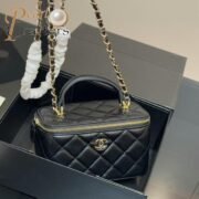 ⁦Chanel Top Handle Vanity Case with Mirror and Chain Black Shoulder Bag Handbag⁩ - الصورة ⁦2⁩