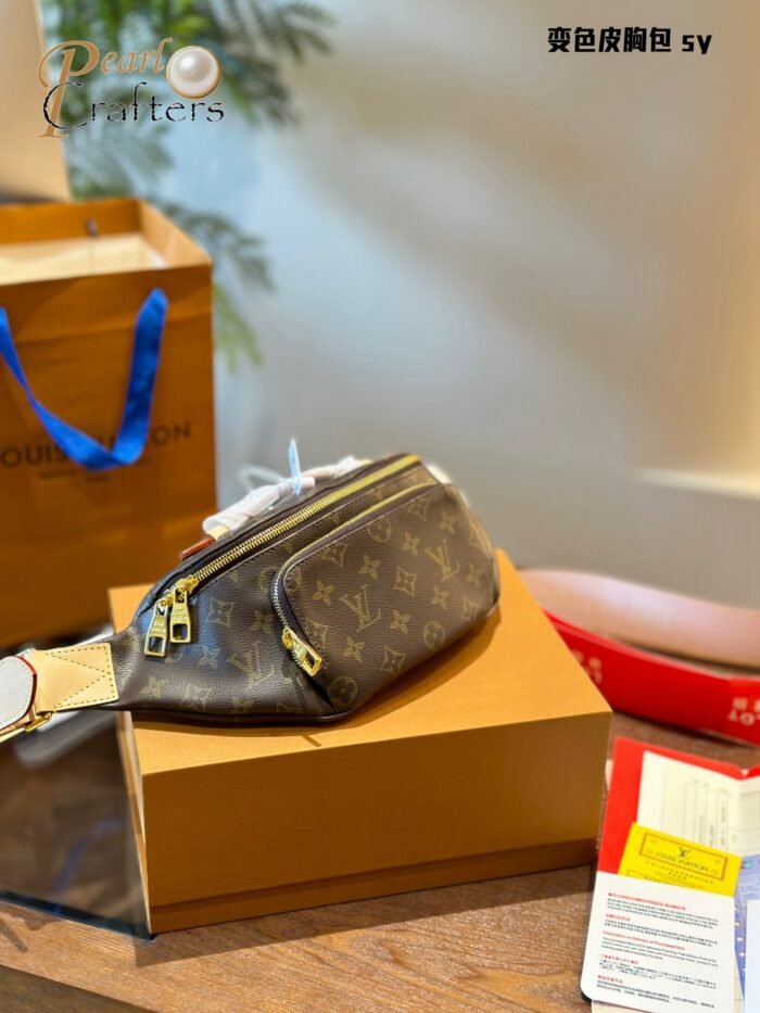 ⁦Louis Vuitton RUSH Shoulder Bag Handbag⁩ - الصورة ⁦5⁩