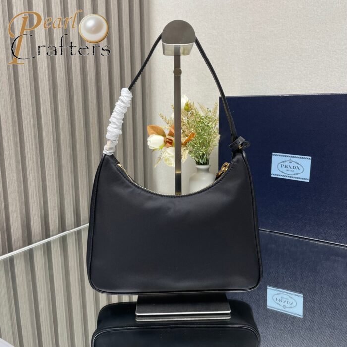 ⁦Prada e-Edition 2000 Hobo Handbag Nylon Shoulder Bag 10A⁩ - الصورة ⁦4⁩
