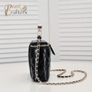 ⁦Chanel 23K Petal Metal Handle Shoulder Bag Handbag⁩ - الصورة ⁦2⁩