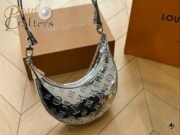 Louis Vuitton Loop Shoulder Bag Handbag - Image 5