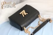 ⁦Louis Vuitton LV Twist Handbag Shoulder Satchel⁩ - الصورة ⁦5⁩