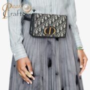 ⁦DIOR 30 Montaigne Canvas Shoulder Bag⁩ - الصورة ⁦3⁩