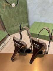 ⁦Gucci Toe Cap Sandals Slide Sandal⁩ - الصورة ⁦8⁩