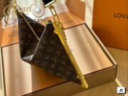 Louis Vuitton Lucky Trunk Shoulder Bag Handbag - Image 5