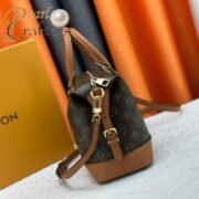 Louis Vuitton LV Tote Shoulder Bag M68169 - Image 4