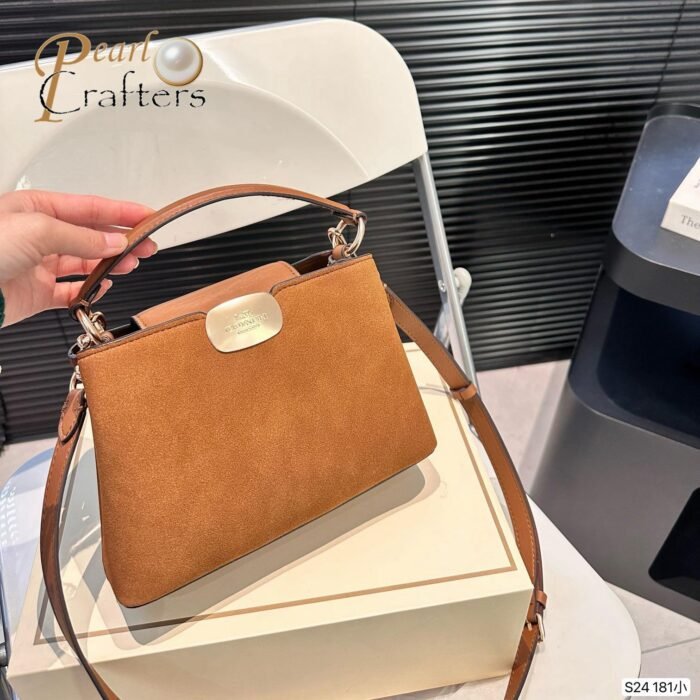 ⁦Coach Eliza Mini Crossbody Bag⁩ - الصورة ⁦2⁩