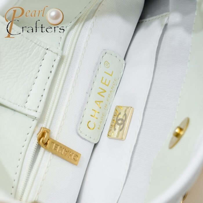 ⁦Chanel 24s Hobo Underarm Shoulder Bag Handbag⁩ - الصورة ⁦9⁩