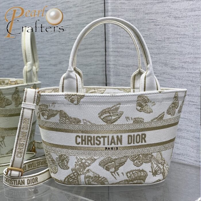 ⁦DIOR Gradient Butterflies Embroidered Handbag⁩ - الصورة ⁦3⁩