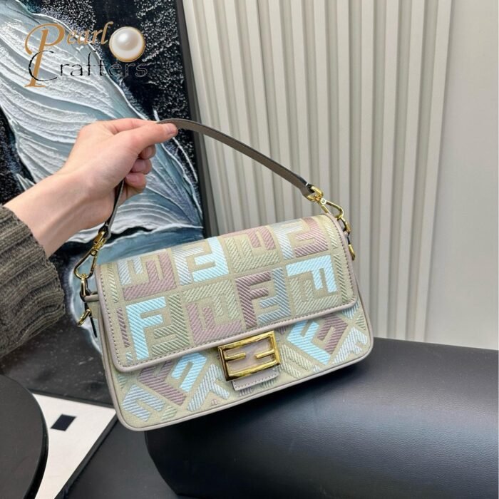 ⁦Fendi FF Logo Baguette Bag Shoulder Crossbody Tote Bag⁩ - الصورة ⁦1⁩