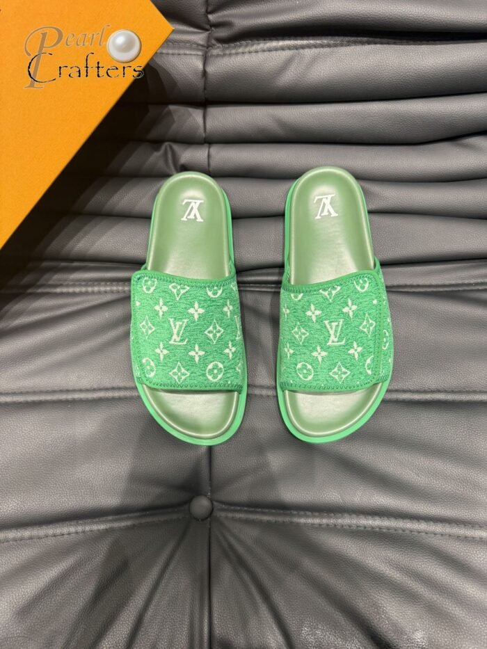 ⁦Louis Vuitton LV Slipper Sandals Shoes⁩ - الصورة ⁦2⁩
