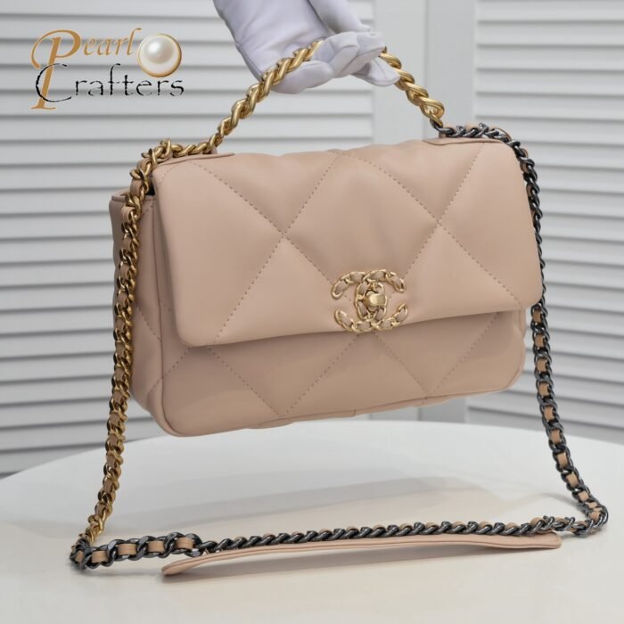Chanel Lambskin Quilted Small 19 Flap Shoulder Bag Handbag - Image 5