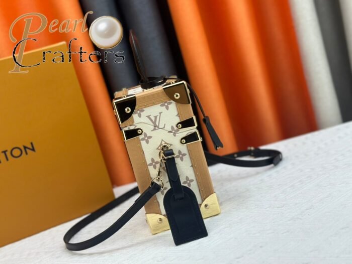 ⁦Louis Vuitton The Camera Box M10079 Shoulder Bag Handbag⁩ - الصورة ⁦3⁩
