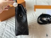 ⁦Louis Vuitton M80327 STEAMER NANO Shoulder Handbag⁩ - الصورة ⁦4⁩