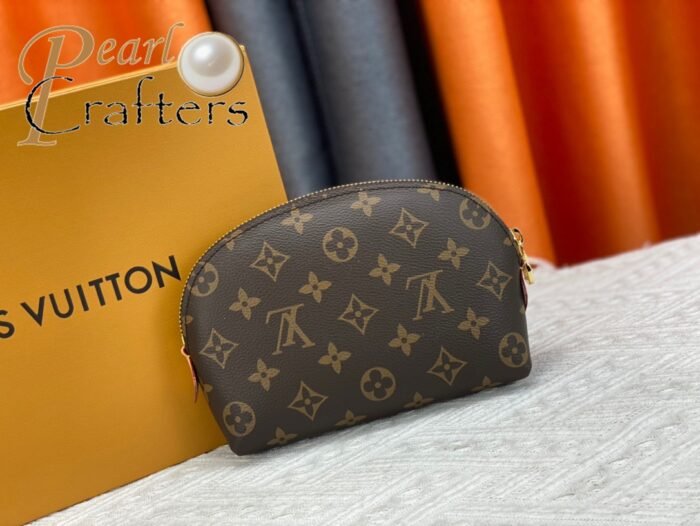 【Flash Sale】Louis Vuitton LV  Cosmetics Bag Pouch Toiletry Bag Leather Handbag - Image 4