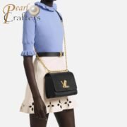 ⁦Louis Vuitton LV Twist Handbag Shoulder Satchel⁩ - الصورة ⁦4⁩