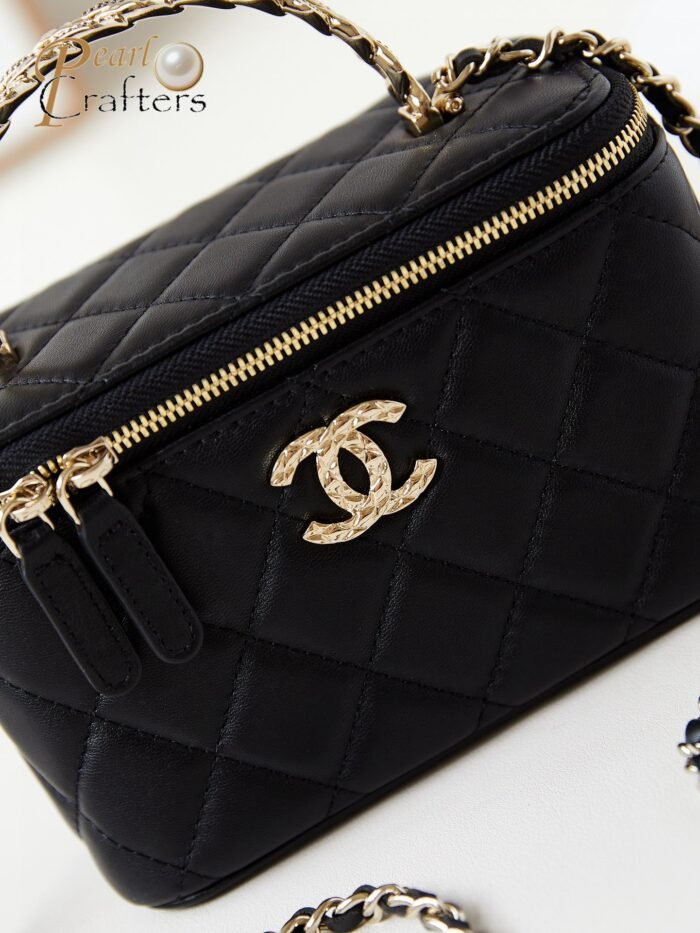 Chanel 10A Handbag Shoulder Bag Top Mirror Quality Version chanel AP5152 - Image 2