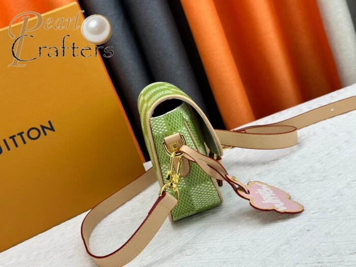 ⁦Louis Vuitton Montsouris Small Messenger Bag M40665 Shoulder Bag Handbag⁩ - الصورة ⁦3⁩
