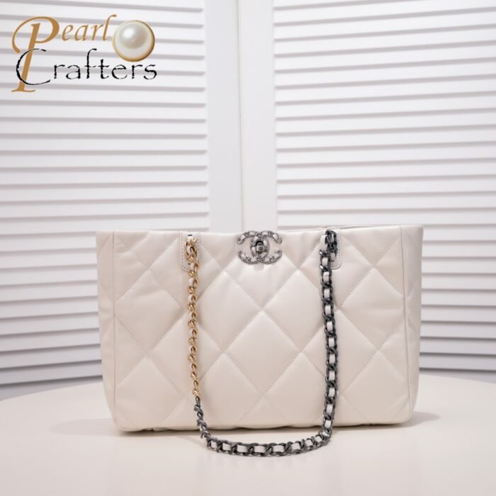 ⁦Chanel 19bag Tote Leather Shoulder Crossbody Bag⁩ - الصورة ⁦4⁩