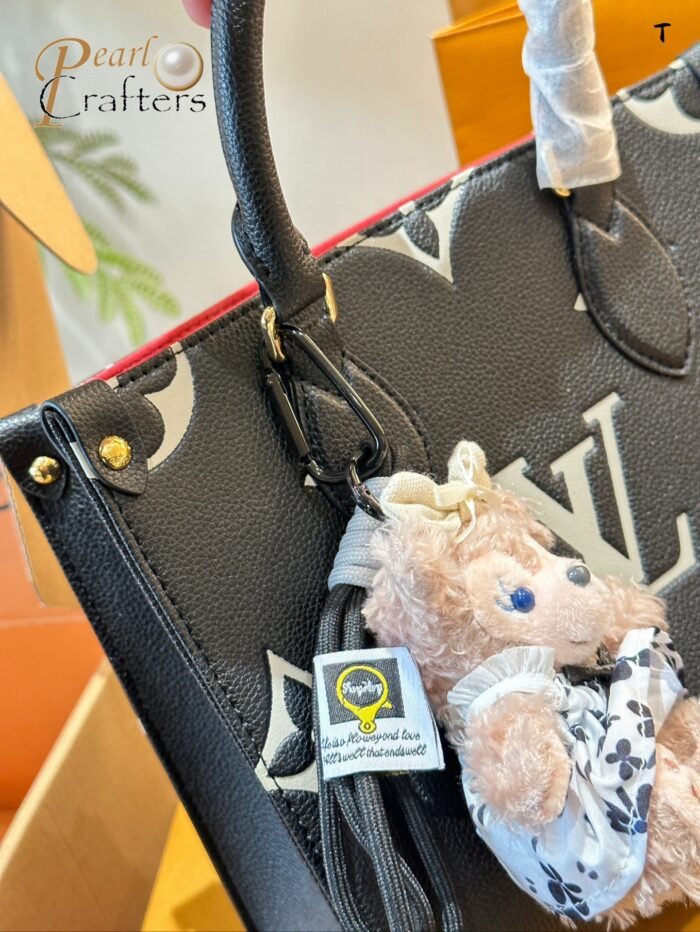 ⁦Louis Vuitton Onthego 25cm Shoulder Bag Handbag⁩ - الصورة ⁦9⁩