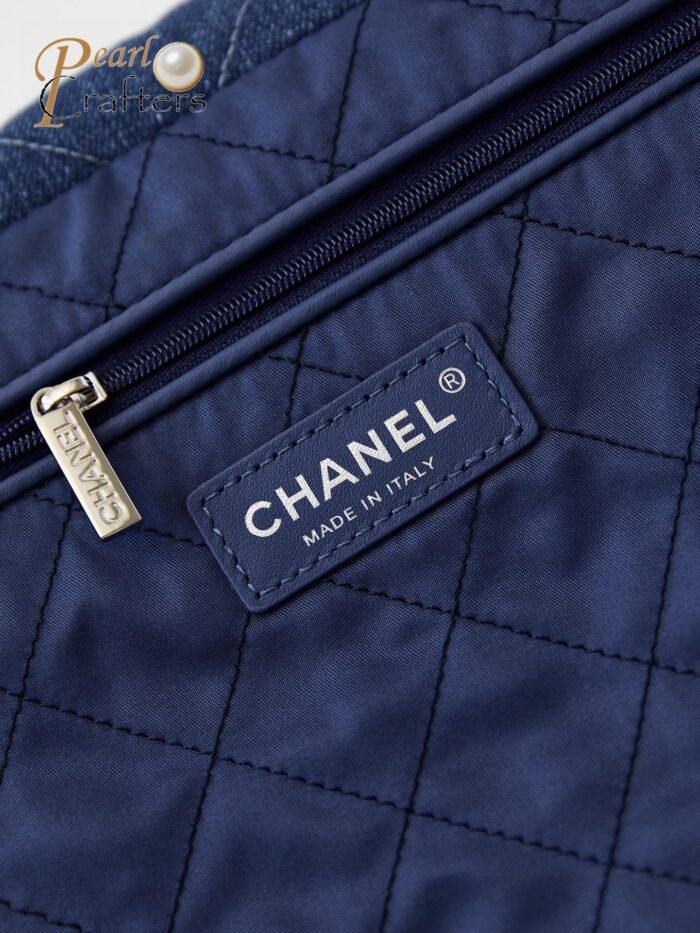 ⁦Chanel 10A Handbag Shoulder Bag Top Mirror Quality Version 22bag AS3260⁩ - الصورة ⁦8⁩