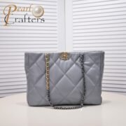 ⁦Chanel 19bag Tote Leather Shoulder Crossbody Bag⁩ - الصورة ⁦5⁩