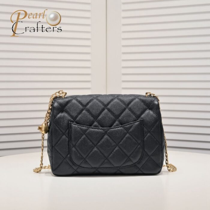 ⁦Chanel 23P Heart-Shaped Sardware Shoulder Bag Handbag⁩ - الصورة ⁦3⁩