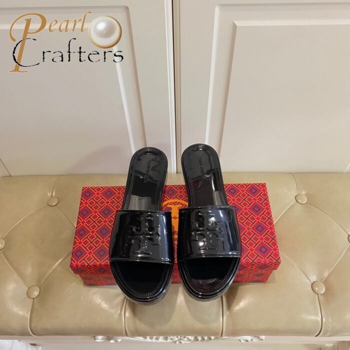 ⁦Tory Burch Rubber  Fashion Flip-flops Sandals Slide⁩ - الصورة ⁦2⁩
