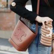 ⁦Celine Cuir Triomphe Shoulder Bag⁩ - الصورة ⁦3⁩