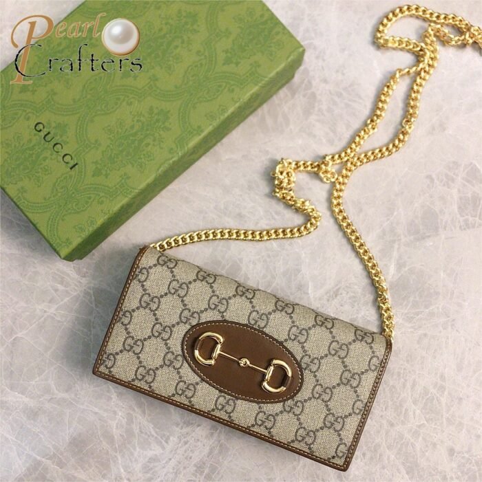 ⁦GUCCI GG  Horsebit 1955 Wallet With Chain Bag 621892⁩ - الصورة ⁦1⁩