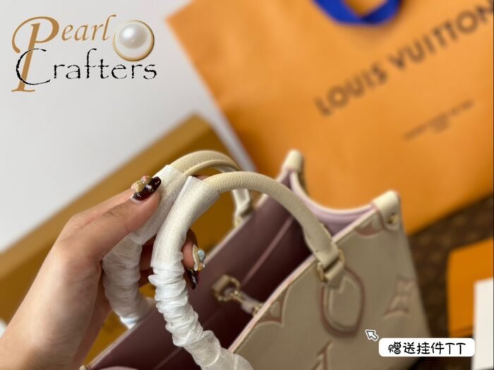 Louis Vuitton OnTheGo Shoulder Bag Handbag - Image 7