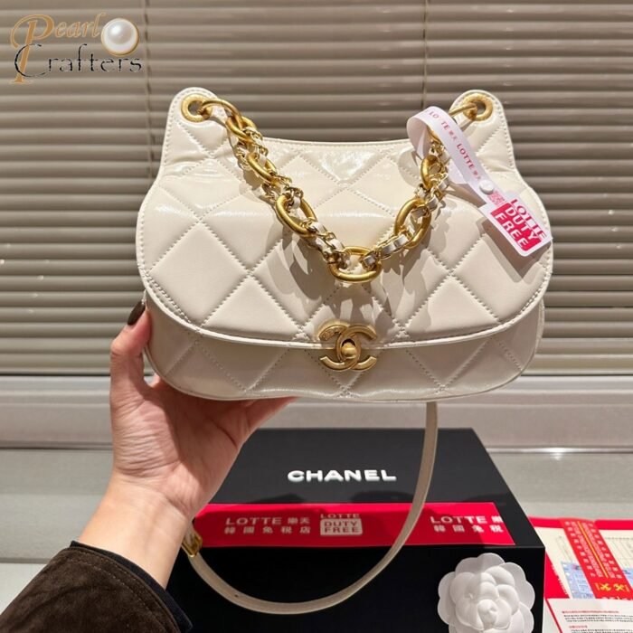 Chanel The Linge Chain Goes With Everything Retro Bag - Image 3