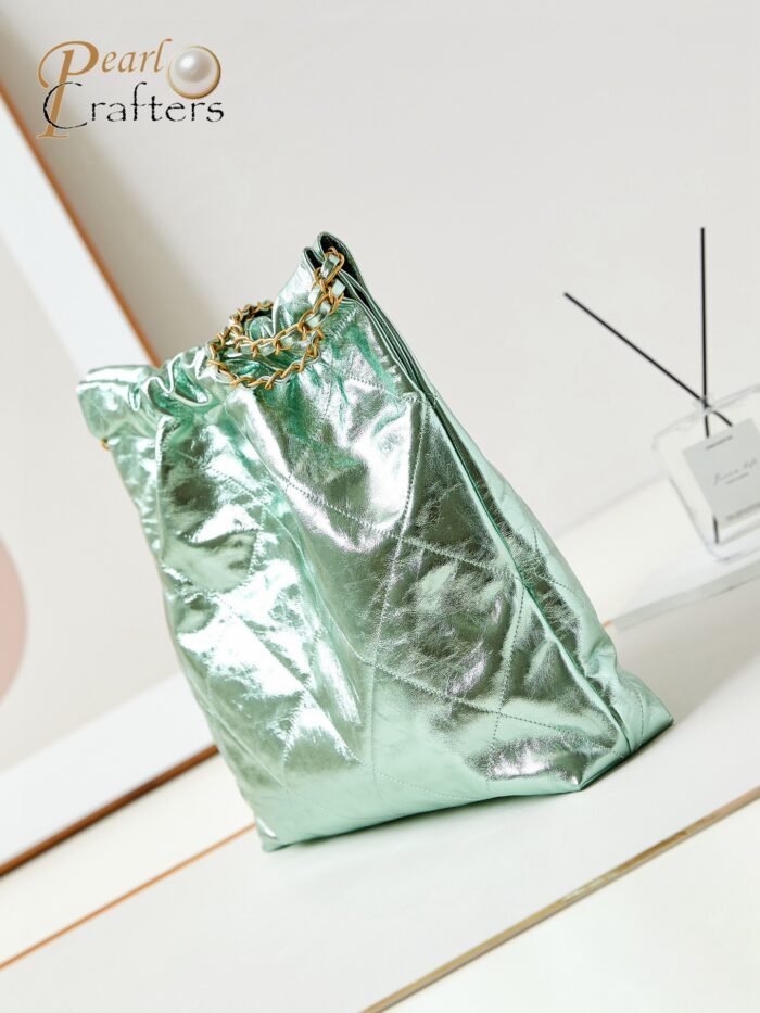 Chanel 10A Handbag Shoulder Bag Top Mirror Quality Version 22 bag AS3261 - Image 4