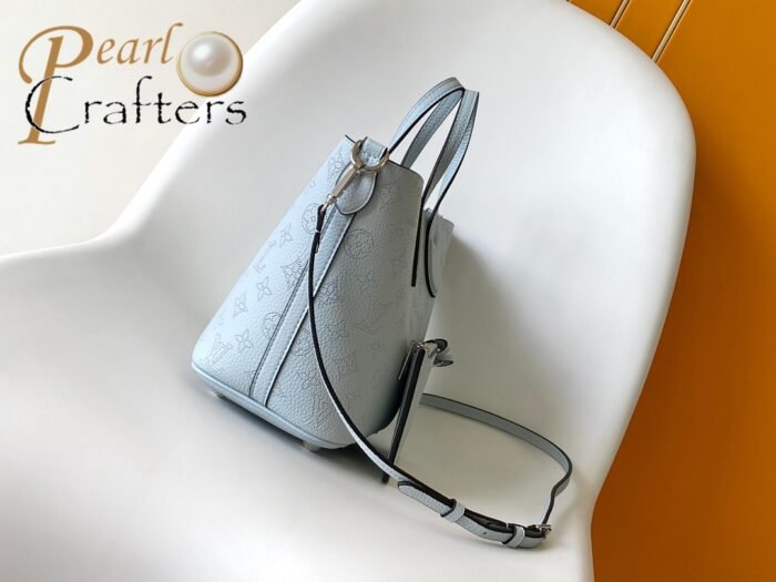⁦Louis Vuitton 10A Handbag Shoulder Bag Top Mirror Quality Version Blossom M24930⁩ - الصورة ⁦2⁩