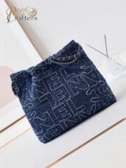 ⁦Chanel 10A Handbag Shoulder Bag Top Mirror Quality Version 22bag AS3260⁩ - الصورة ⁦5⁩