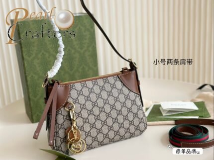 GUCCI Shoulder Bag Handbag
