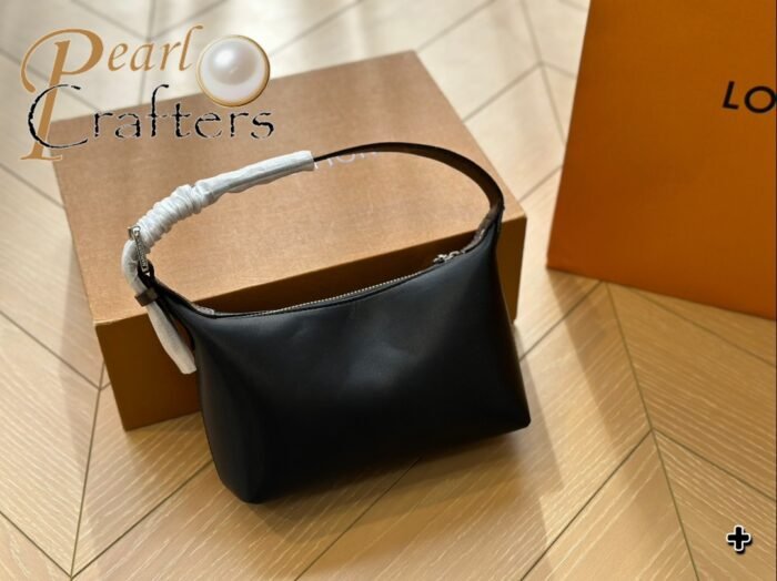 ⁦Louis Vuitton Shoulder Bag Handbag⁩ - الصورة ⁦5⁩