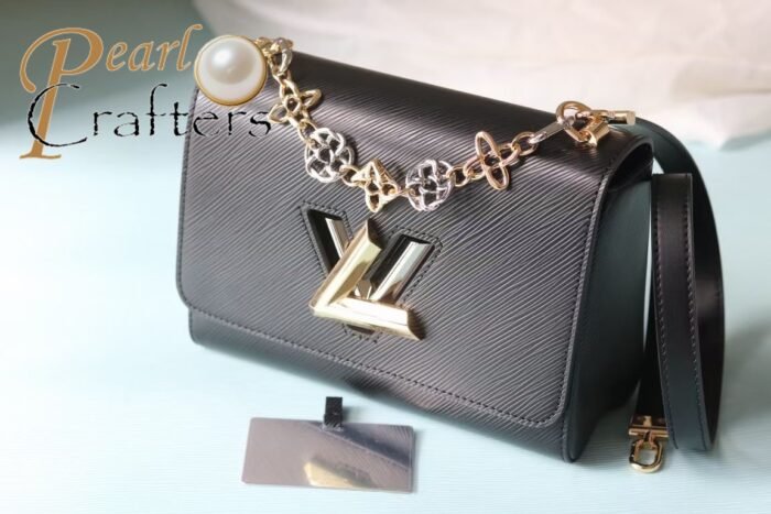 Louis Vuitton LV Twist Shoulder Bag M23074 - Image 7