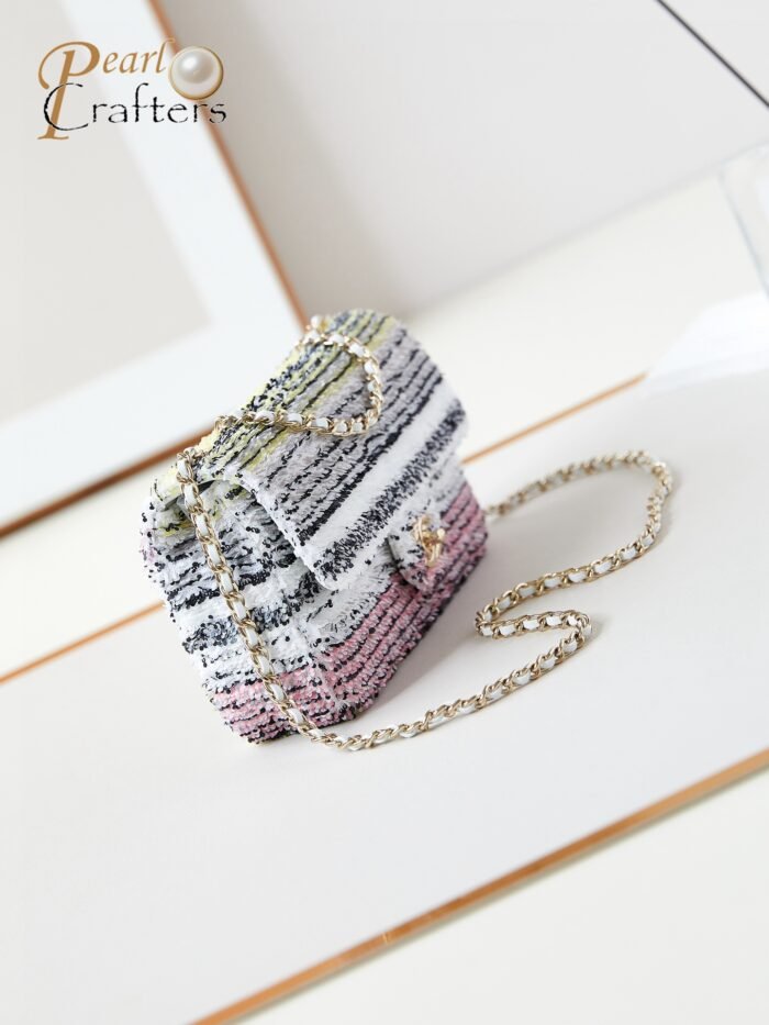 ⁦Chanel 10A Handbag Shoulder Bag Top Mirror Quality Version CHANEL AS4561⁩ - الصورة ⁦3⁩