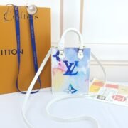 ⁦Louis Vuitton LV Petit Sac Plat Shoulder Bag⁩ - الصورة ⁦9⁩