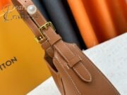 ⁦Louis Vuitton LOW KEY SHOULDER BAG M24611 M24885 M24990 Shoulder Bag Handbag⁩ - الصورة ⁦7⁩