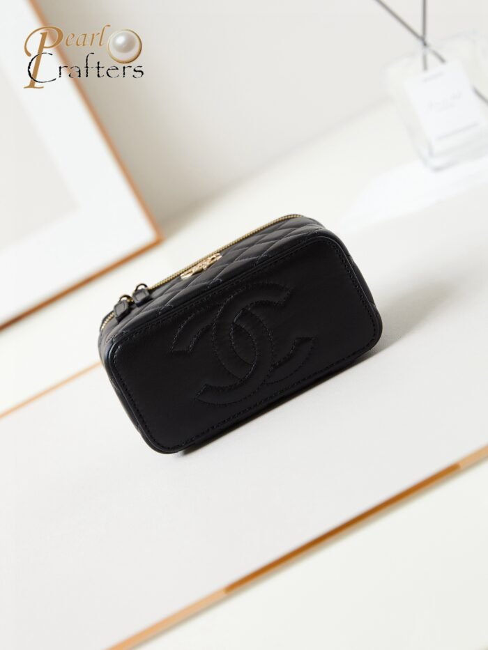 Chanel 10A Handbag Shoulder Bag Top Mirror Quality Version chanel AP5152 - Image 6