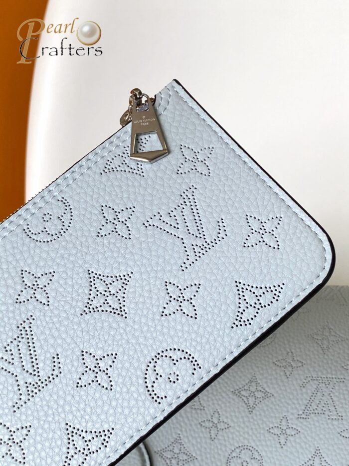 ⁦Louis Vuitton 10A Handbag Shoulder Bag Top Mirror Quality Version Blossom M24930⁩ - الصورة ⁦6⁩