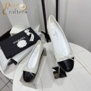 Chanel  Simple casual shoes Sandals Slide - Image 3